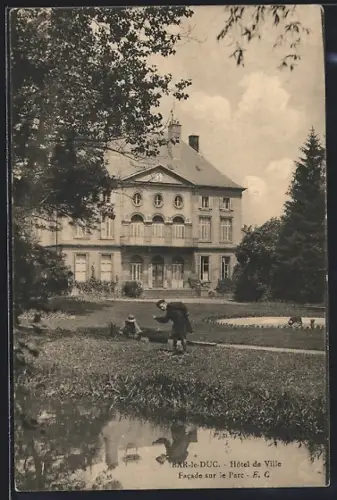 AK Bar-le-Duc, Hôtel de Ville, Facade sur le Parc