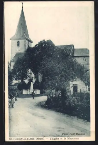 AK Broussey-en-Blois /Meuse, L`Église et le Monument