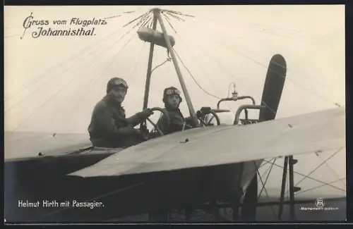 AK Johannisthal, Flugplatz, Helmut Hirth mit Passagier, Flugzeug