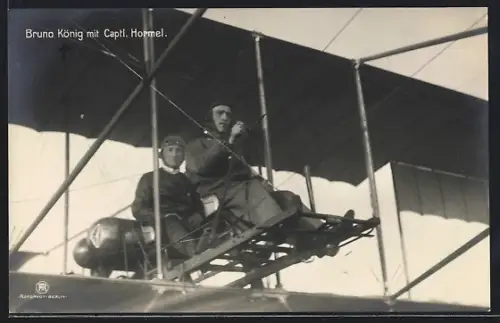 AK Bruno König mit Captl. Hormel in einem Flugzeug