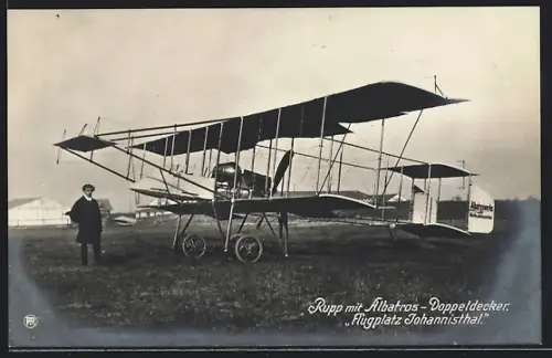 AK Rupp mit Albatros-Doppeldecker-Flugzeug auf dem Flugplatz Johannisthal