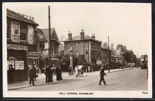 AK Hounslow, Bell Corner