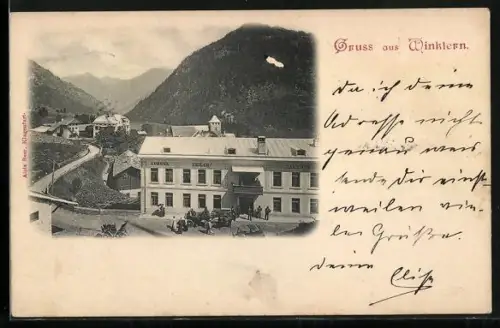 AK Winklern, Ortspartie mit Gasthof Lorenz Geiler, Strasse und Bergpanorama