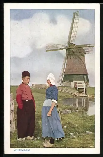 AK Molenzicht (Volendam), Windmühle und holländisches Bauernpaar in Tracht