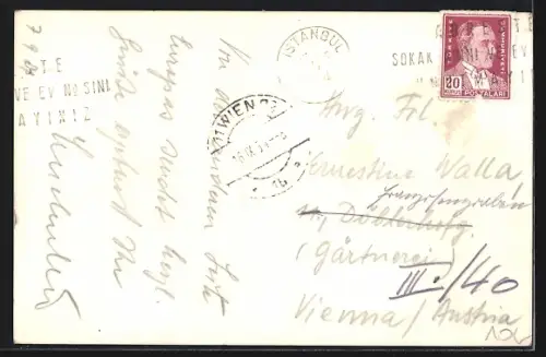 AK Istanbul, Beyazit Meydani