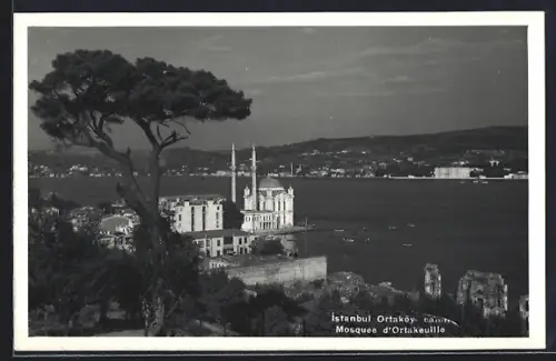 AK Istanbul, Ortaköy, Mosquée d`Ortakeuille