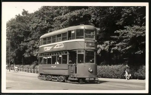 Fotografie Robert F. Mack: Leeds, englische Strassenbahn Leeds Corp. Linie 3, Fahrtziel Briggate