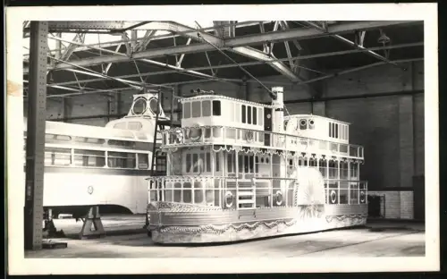 Fotografie englische Strassenbahn Blackpool Belle in Rigby Rd. Depot