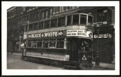 Fotografie englische Strassenbahn M.E.T. No. 245 at Holborn
