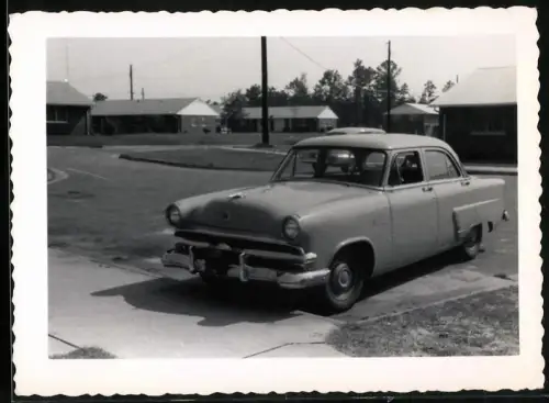 Fotografie Auto Ford Mainlin