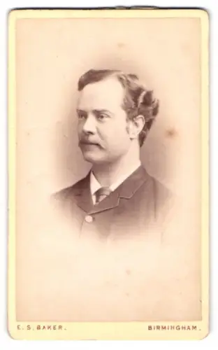 Fotografie E. S. Baker, Birmingham, Bristol St 82, Porträt eines Mannes
