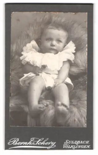 Fotografie Bernhard Schery, Sulzbach, Hauptstrasse 34, Porträt eines Kleinkindes