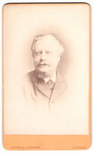 Fotografie Charles A. Draper, Lincoln, High Street 283, Porträt eines Mannes