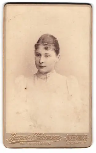 Fotografie Benque & Kindermann, Hamburg, Esplanade 2, Porträt einer jungen Frau