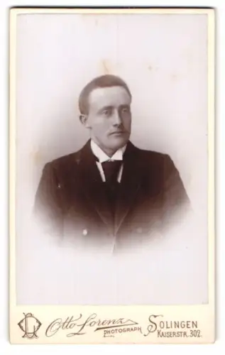Fotografie Otto Lorenz, Solingen, Kaiserstr. 302, Porträt eines Mannes