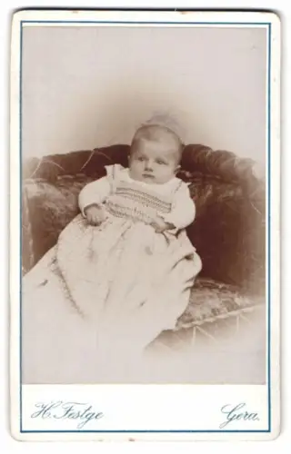 Fotografie H. Festge, Gera, Georg als Baby mit 14 Monaten