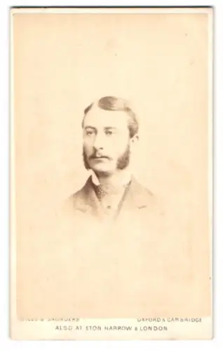 Fotografie Hills & Saunders, Oxford, Porträt eines jungen Mannes