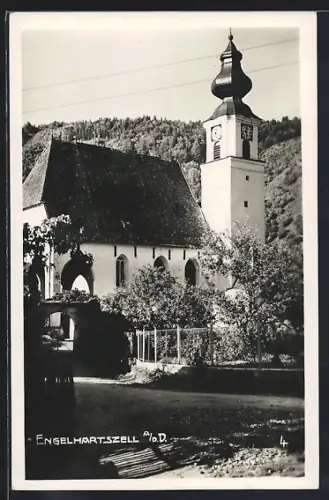 AK Engelhartszell a. d. D., Die Kirche