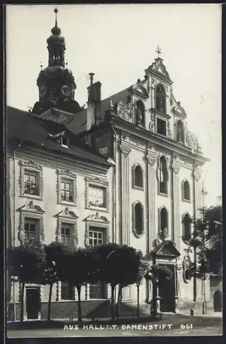 AK Hall i. T., Damenstift mit Eingang, Turm