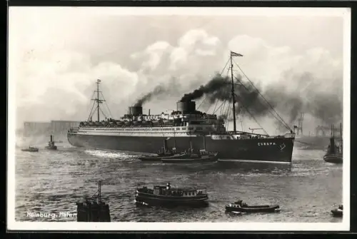 AK Hamburg, Passagierschiff Europa im Hafen