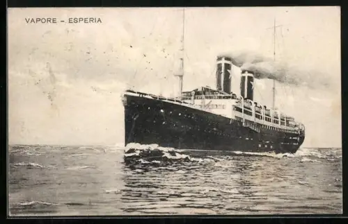 AK Passagierschiff Esperia auf See