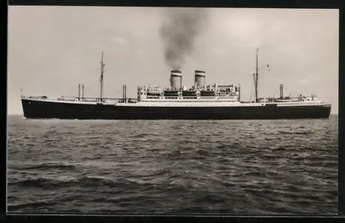 AK Passagierschiff New York der H.-A.-Linie auf hoher See