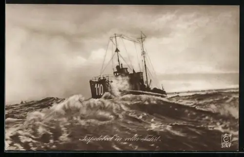 AK Torpedoboot 110 in voller Fahrt, Kriegsschiff