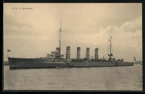 AK Kriegsschiff SMS Stralsund auf See