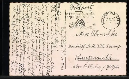 AK Magdeburg, Breiter Weg, Passanten mit Blick zu Stadtkirche