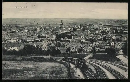 AK Grünstadt / Pfalz, Teilansicht mit Kirche