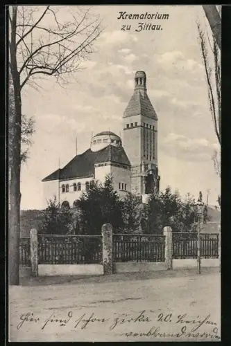 AK Zittau, Krematorium von der Strasse aus gesehen