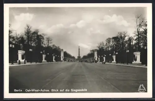 AK Berlin-Tiergarten, Ost-West-Achse, Blick auf die Siegessäule