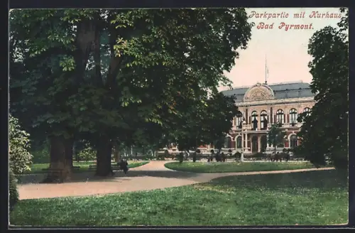 AK Bad Pyrmont, Parkpartie mit Kurhaus