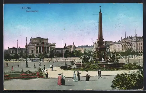 AK Leipzig, Passanten am Brunnen auf dem Augustusplatz