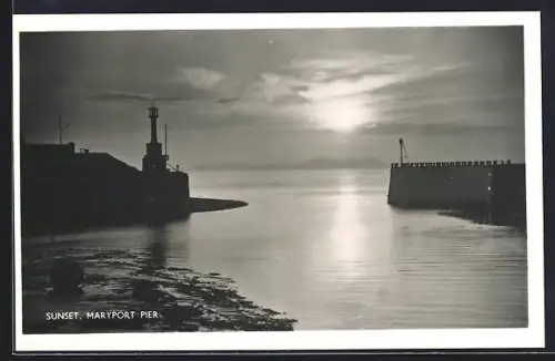 AK Maryport, Sunset at Maryport Pier