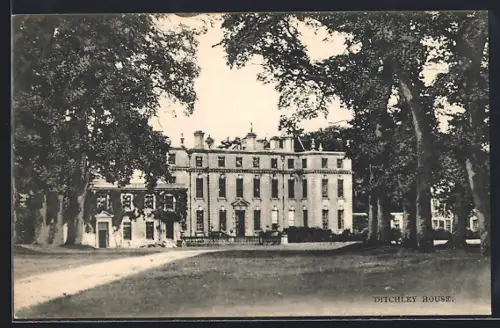 AK Ditchley, Ditchley House
