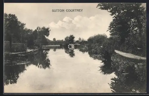 AK Sutton Courtney, Lake View