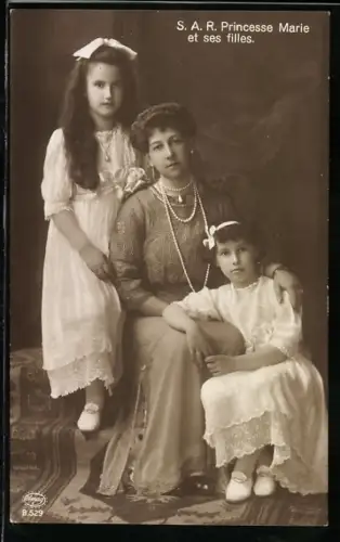 AK Princesse Marie et ses filles 1913