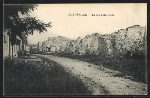 AK Aubréville, La rue Chanteraine