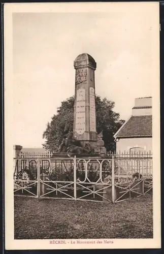AK Mécrin, Le Monument des Morts