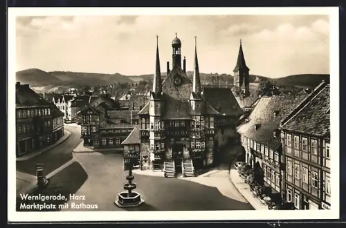 AK Wernigerode /Harz, Marktplatz mit Rathaus