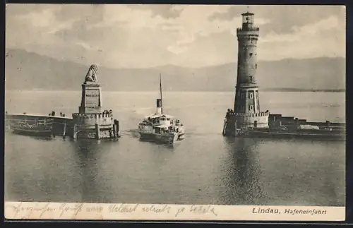 AK Lindau / Bodensee, Hafeneinfahrt mit Leuchtturm