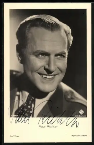 AK Schauspieler Paul Richter im Anzug, Autograph