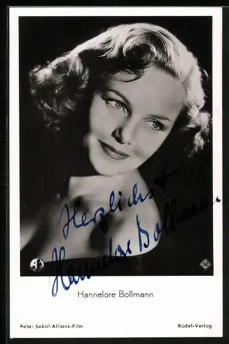 AK Schauspielerin Hannelore Bollmann mit bezauberndem Blick, Autograph