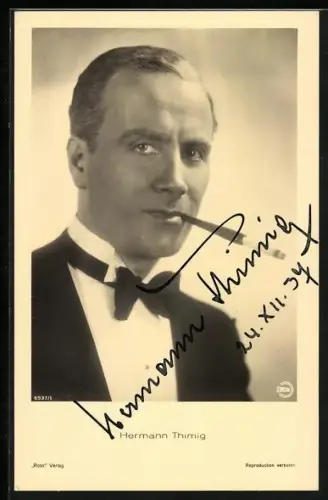AK Hermann Thimig mit Zigarettenspitze, Autograph, 1937