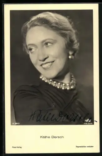 AK Käthe Dorsch lächelt, Autograph, 1942