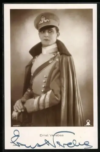 AK Ernst Verebes in Uniform mit Umgang, Autograph