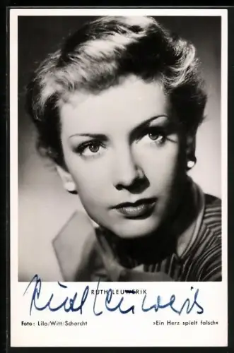 AK Ruth Leuwerik mit Kurzhaarfrisur, Autograph