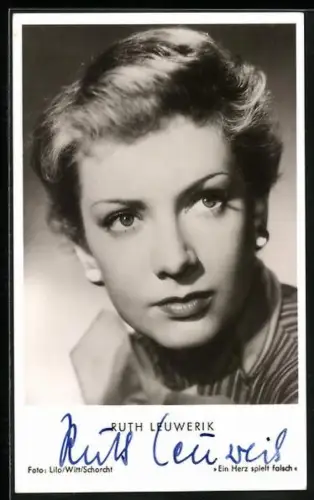 AK Ruth Leuwerik, Portrait, Autograph