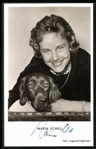 AK Maria Schell mit Hund, Autograph